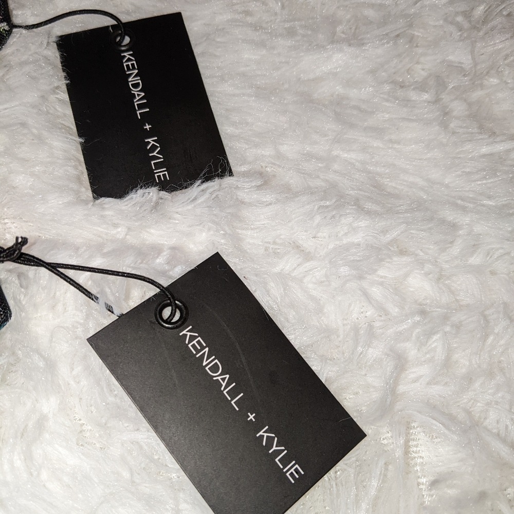 Nwt Kendall & Kylie bundle of 4 pouches/cosmetic bags - Picture 5 of 16